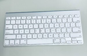 YM0070★中古品★アップル純正　Apple Mac用　ワイヤレス　スリムキーボード英語配列　A1314　