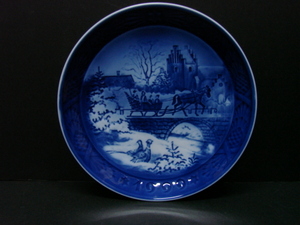 ◆送料無料◆ロイヤルコペンハーゲン　イヤープレート　１９９９　絵皿　飾り皿◆
