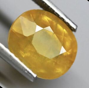 天然イエローサファイア 3.17 Ct カラット