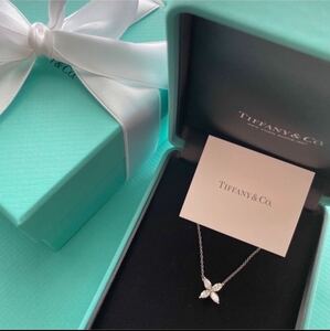 TIFFANY ティファニー ビクトリア ミディアム ネックレス 0.46ct