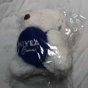 ニベア　NIVEA 広告ノベルティ　キャラクター　熊のぬいぐるみ　新品