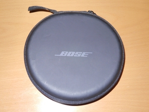 【中古】BOSE QC30　純正 イヤホン キャリングケース ジッパー 収納ケース ポーチ イヤフォンケース QuietComfort