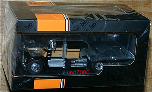 Ixo 1/43 1976 ケンワース W900 ブラック トランザム7000 Kenworth イクソ Smokey And The Bandit TR144 バートレイノルズ