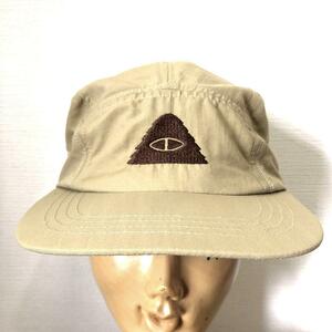 極美品 POLeR サイクロプス 5パネル キャップ ベージュ 帽子 ポーラー ブラウン刺繍 USA アメリカ 中古 古着 アウトドア キャンプ