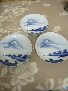伊万里富士山柄皿　3枚（か999）