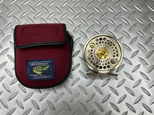 ■ダイワ　アルトモア　２００Ｄ　中古■