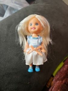 Unbranded Small Plastic Doll 4 Inches 海外 即決