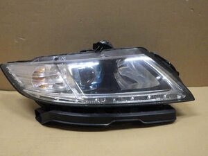 【岩手 盛岡発】中古 純正 ＣＲ－Ｚ DAA-ZF1 右ヘッドライト HID KOITO 100-22010 レンズ劣化有 LED点灯OK ＜個人宛は支店止め配送＞