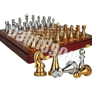 特選●チェスのセット,無垢材のボード,標準の金属,レトロなピース