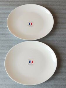 「ヤマザキ春のパン祭り 2010年 白いオーバルディッシュ2枚セット 白い皿 アルクフランス社製 未使用品」