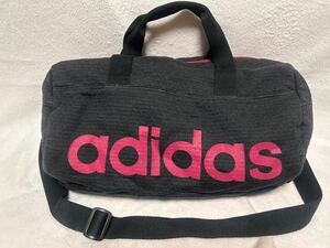 ★ adidas アディダス ショルダーバッグ ボストンバッグ スポーツバッグ 黒 ピンク 新品 ★