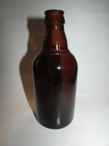 (　旧家・蔵出し　)(　古い時代の味わいのある小型ビール瓶　)貴重・珍品
