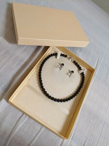 黒本真珠（直径５㍉）　ネックレス　&　ピアス　セット　　フカサワ宝石　探訪　日本の匠