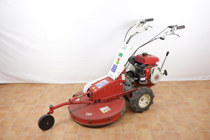 【直引限定】KIORITZ AUTO MOWER AM61B オートモア 共立 草刈機 ロータリーナイフ 自走式草刈機 ロータリーモア 110JHMJQ86