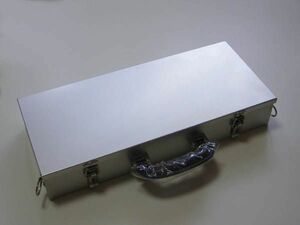 日本の部品屋　タックルボックス　アルミ製