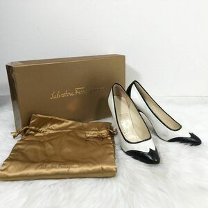 Salvatore Ferragamo フェラガモ レザー パンプス