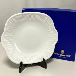 ☆未使用　WEDGWOOD ウェッジウッド　プレート　スクエア　角皿　約26-23.5cm