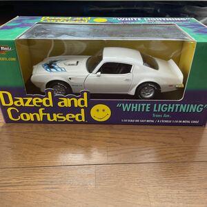 《箱付き》【1/18スケール】White Lightning Trans Am American Muscle ミニカー 模型 コレクション放出 メタルダイキャスト Pontiac