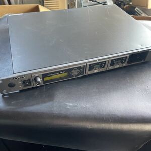 「D354」SONY MB-8N チューナーベースユニット/UHFシンセサイザーチューナー　現状出品　WRU-8N 2点付き