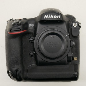 Nikon ニコン D4S デジタル一眼レフカメラ