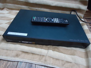 SONY BDZ-AT900　地デジ/BS/CS　ブルーレイレコーダー BD/DVDデッキ　動作確認品　専用リモコン付属