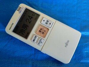 富士通　無線方式エアコンリモコン　ＡＲ―ＦＢＡ１Ｊ　赤外線未チェック