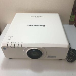 ■【高輝度】【業務用・学校用】Panasonic プロジェクター PT-DW750JW WUXGA 7000lm 使用時間9100H 【電源ケーブル付属】