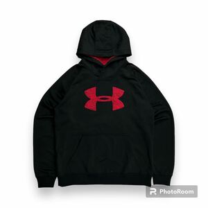 定番UNDER ARMOUR アンダーアーマー ビッグロゴ パーカー フーディー ブラック レッド M