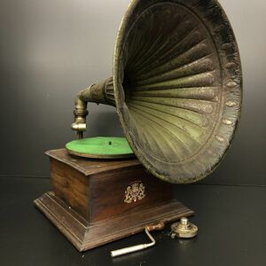 古い蓄音機　LANKAPHONE 蓄音機 スイス アンティーク 【403-001#180 沖縄・離島 発送不可】
