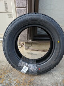 日本製 正規品 新品未使用品のスタッドレスタイヤ　２０２３年製 DUNLOP WM02 205/60R16 ４本セットホンダ トヨタ マツダ 日産 ノア ボク 