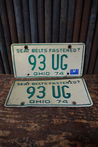 ビンテージ　OHIO　ナンバープレートセット B [gosn-72]検アメリカ/USA/ライセンスプレートTRUCK/オハイオ州/１９７４年/MOTORガレージJUNK