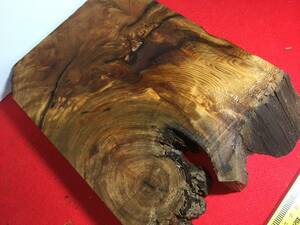 4-2509 材料 銘木屋久杉 世界遺産 逸品 上杢 香木 一部水引きして撮影しております。