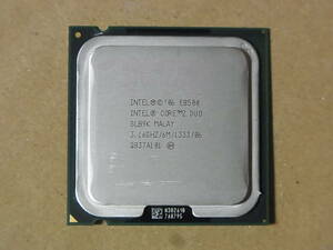 ★Intel Core2Duo E8500 SLB9K 3.16GHz/6M/1333/06 Wolfdale LGA775 2コア (Ci0723)