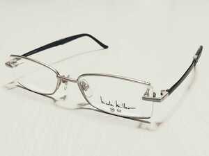 新品　NICOLE MILLER　ニコルミラー　日本製　メガネ　眼鏡　高級感　オシャレ　上品　フルリム　マットシルバー　軽い