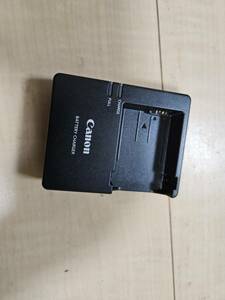 Canon キャノン LC-E8 充電器 バッテリーチャージャー ■mg2