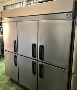 パナソニック Panasonic 冷凍冷蔵庫 3相200V 2017年式　1800×850×1900 業務用　中古品　厨房機器　業務用冷凍冷蔵庫 縦型　I