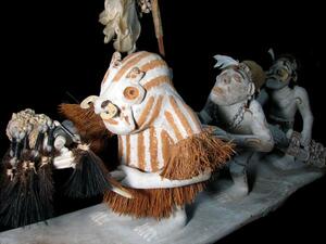 インドネシア・パプア州アスマットの原始美術（精霊祭り)