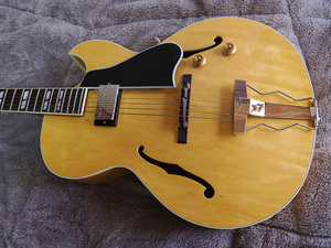 Archtop Tribute AT105 【ほぼ未使用】 gibson es-175タイプ アーチトップトリビュート