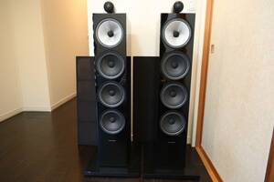 Bowers & Wilkins　B&W 702S2 ブラック　ペア　3wayフロアスタンディングスピーカー