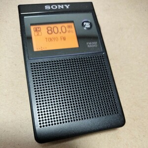 SONY SRF-R356 片耳巻き取りイヤホン内臓ラジオ 動作確認済み 　　