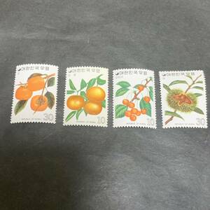 1974 年のフルーツ号に掲載された韓国からの切手 4種 同封可能 ア067