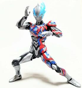 完成品■ウルトラマン ブレーザー フィギュアライズ スタンダード【組立て済み】ジャンク Figure-rise Standard バンダイ