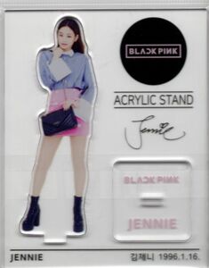 韓国　K-POP☆BLACK PINK ブラックピンク　ジェニ☆アクリルスタンド　J-2