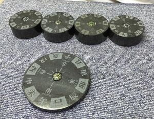 【NK434】御影石 方位磁石 5個セット 大×1 Φ10cm 小×4 Φ6.5cm 石材 墓石 