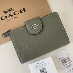 COACH コーチ　折り財布　ダークセージ　グリーン　二つ折り財布