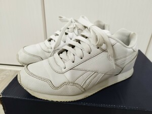 匿名配送無料】USED　Reebok　ロイヤルクラシックジョガースニーカー　23cm 白　リーボック