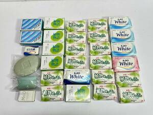 ★格安出品！！ 未使用 固形石鹸 まとめ売り Kao White 植物石 ハイシルク等 30個 セット 石鹸 せっけん 生活用品 ビンテージ G579