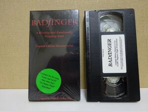 used VHS / BADFINGER バッドフィンガー A RIVETING AND EMOTIONALLY GRIPPING SAGA / ビートルズ THE BEATLES / シュリンク付きUS版ビデオ