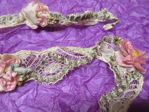 ◆上質アンティーク品◆可愛い華やか薔薇つきレース。アンティークドール　ビスクドール　創作人形　SD　ドレスや小物制作に