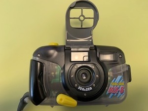 【希少】SEA&SEA 水中カメラ ＭＸ-５ MX-5 青 ブルー ダイビング ケース付き【値下】